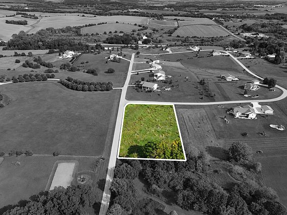 3rd image of 1 View Point Dr