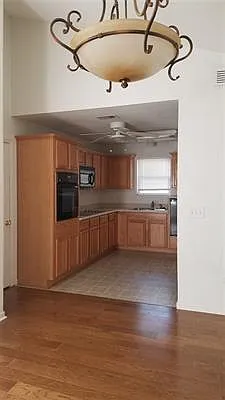 24355 Lanier Street — Photo 4