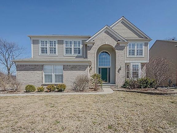 2nd image of 8241 Blue Jay Dr