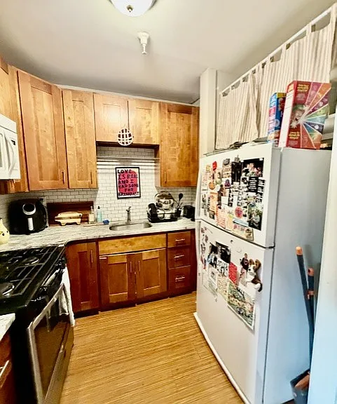 435 Hanover St #2C — Photo 8