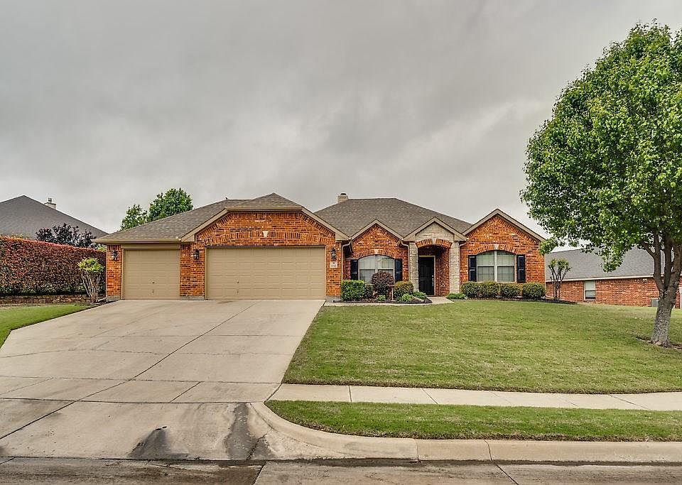 1st image of 2728 Pinnacle Dr