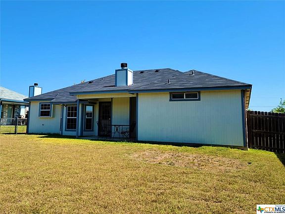 4th image of 3610 Coral Bay Ln