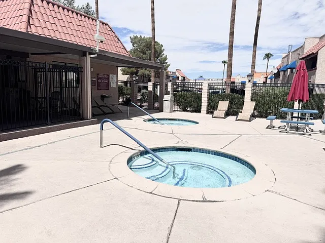 2 bed, 964 sqft, $1,250 — Photo 4