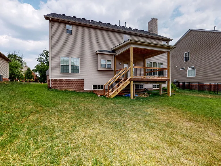 802 Urton Woods Way — Photo 43