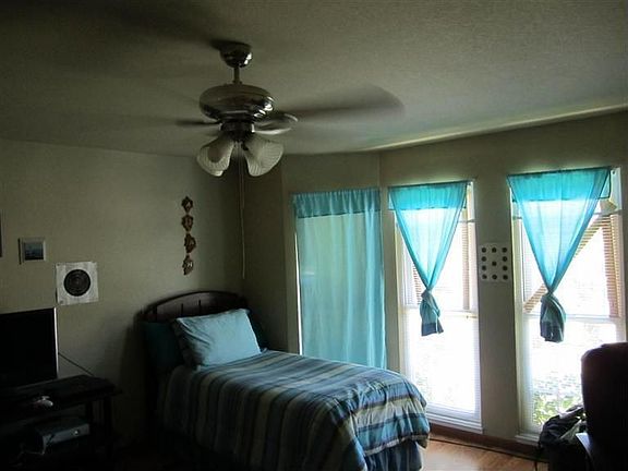 4th image of 1186 Jasper Ct