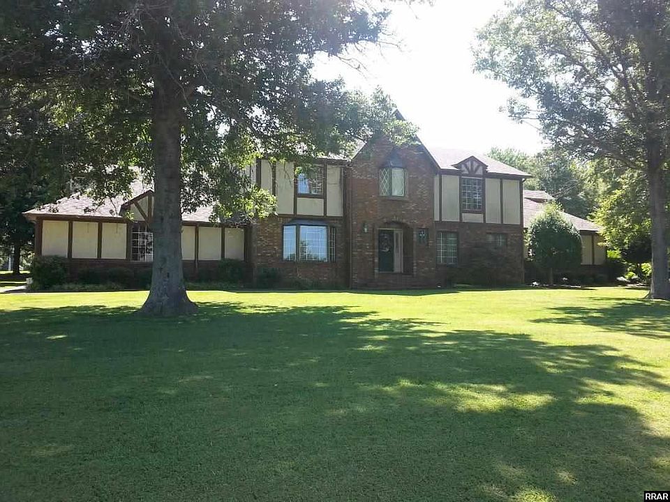 1st image of 2204 Stonewall Dr