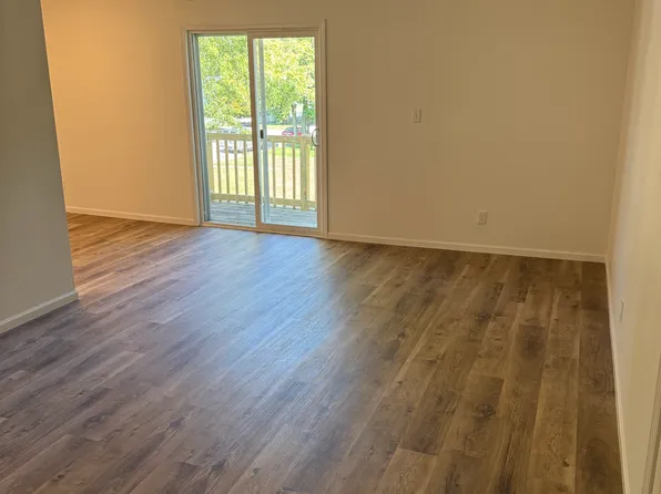 (undisclosed Address), Fowler, IN 47944