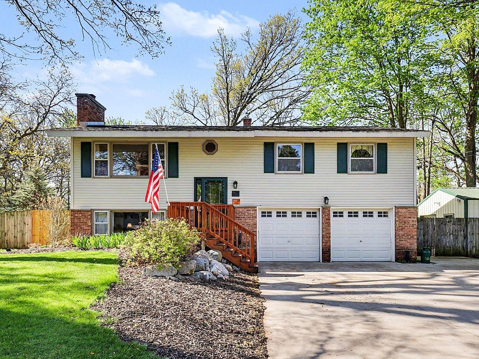 1st image of 1422 Maplewood Dr