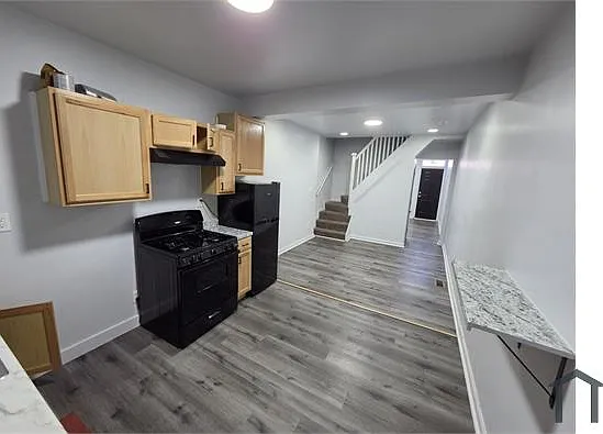 1606 Riggs Ave — Photo 6