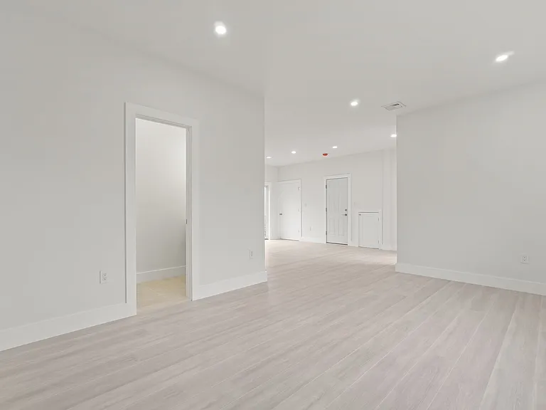 419 Frances Ln #B — Photo 21