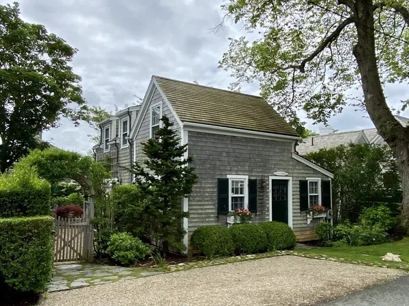 1 Chapel St, Nantucket, MA 02554