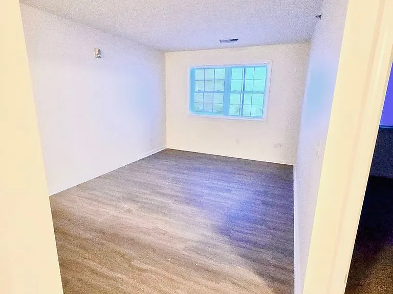 3556 Lyell Rd #100 — Photo 4
