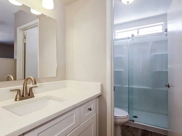 15028 N 40th Pl — Photo 11