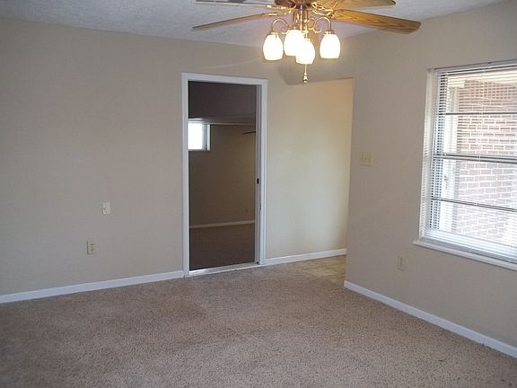 5th image of 1726 NW 44th St