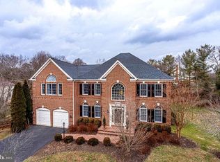 10600 Little Run Farm Ct, Vienna, VA 22182