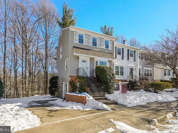 3rd image of 6068 Old Landing Way #43