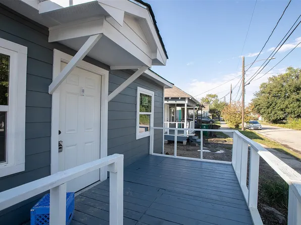 3120 Stonewall St, Houston, TX 77020