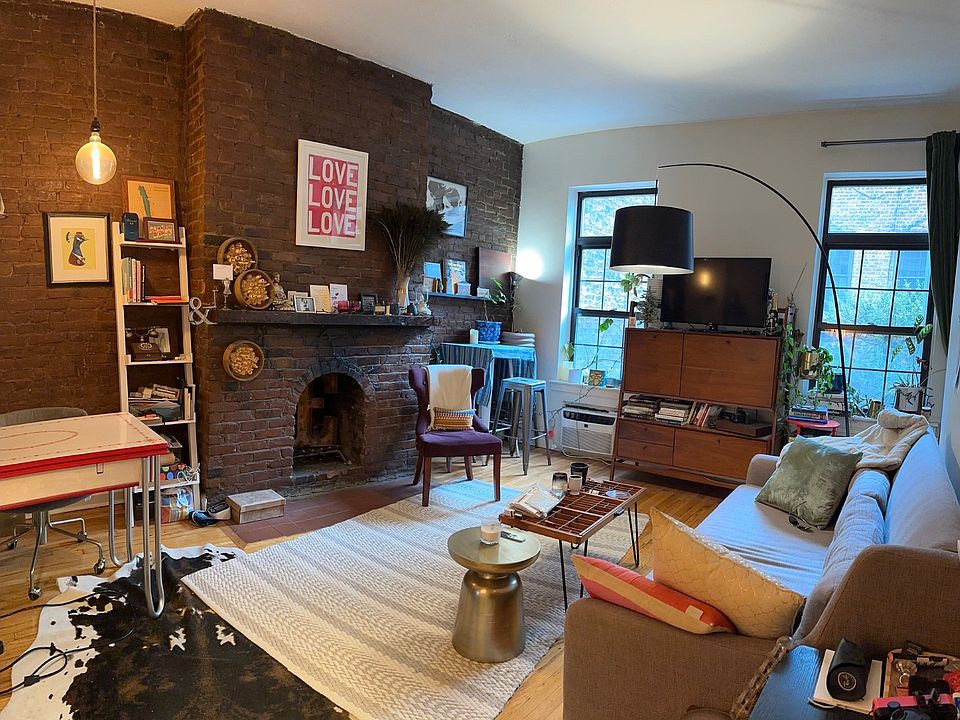 1st image of 215 W 21st St APT 1B