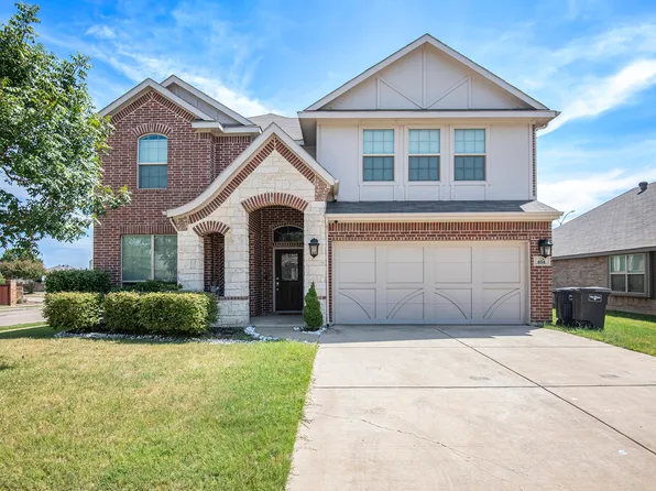 401 Roundrock Ln, Fort Worth, TX 76140