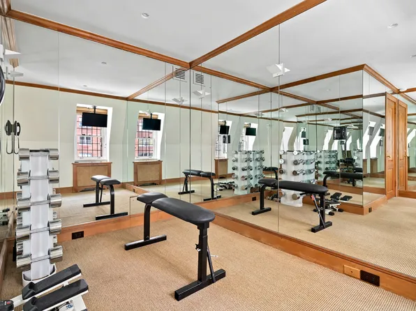 15 Sutton Place image 22 of 30