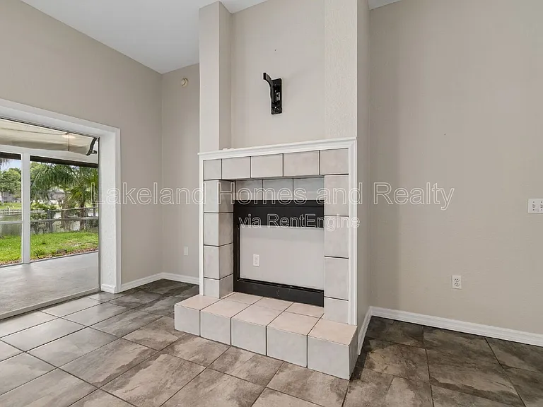 95 Woodside Dr — Photo 15
