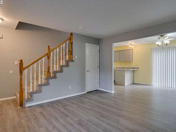 4th image of 6713 NE 55th St