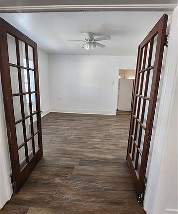 3rd image of 533 Avenue A