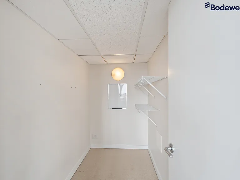 788 Richards St — Photo 13