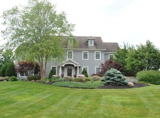 5044 Brittany Ln, Syracuse, NY 13215