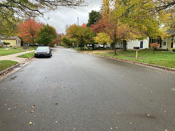 5th image of 5708 Picardy St