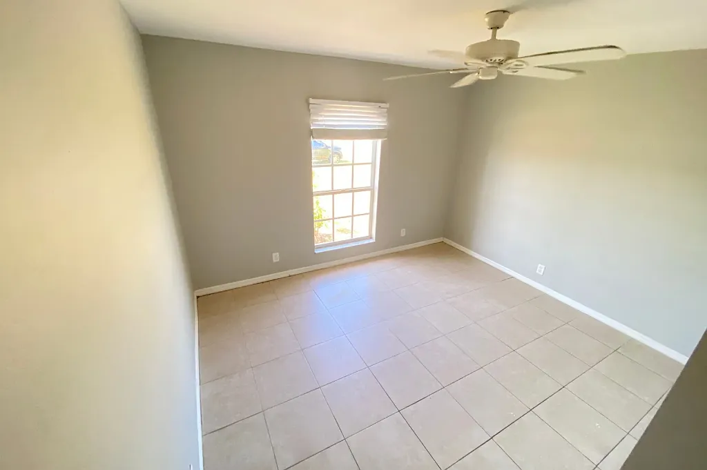 3 bed, 1422 sqft, $1,695 — Photo 3