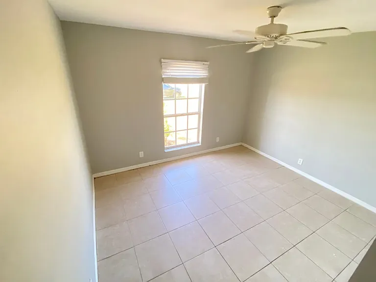 9 Tropicana Pkwy W — Photo 3