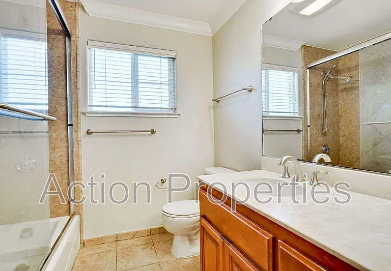 241 Granada Park Cir — Photo 21