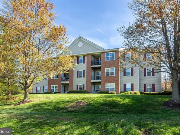 3850 Normandy Dr APT 1B, Hampstead, MD 21074