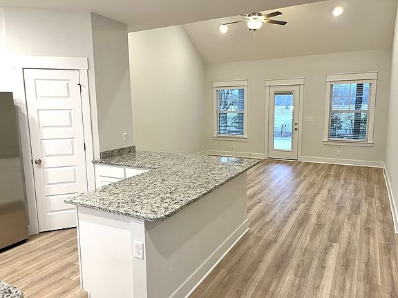 4th image of 2415 Fig Dr Lot 123