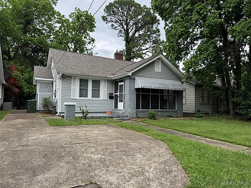 2243 Winona Ave Photo 1