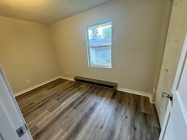 508 E Provost St #4 — Photo 7