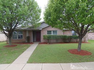 131 Palm Dr, Lancaster, TX 75146