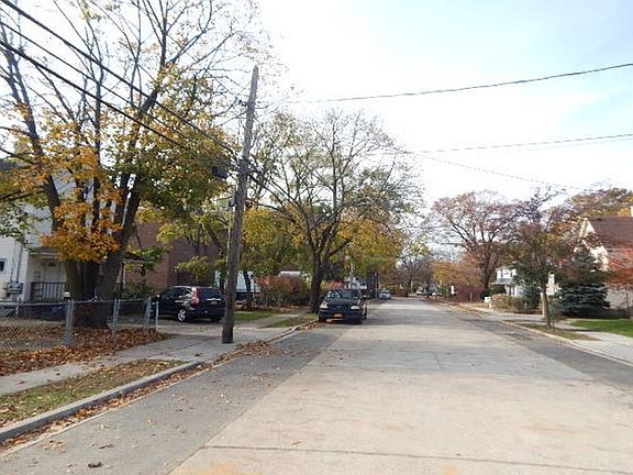 4th image of 26 Jefferson Ave