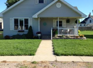 1212 14th St, Central City, NE 68826