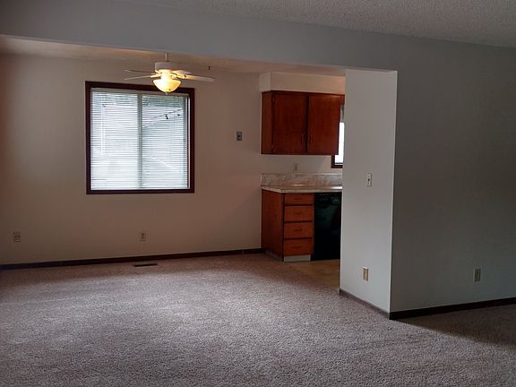 4th image of 4508 NE 112th Ave