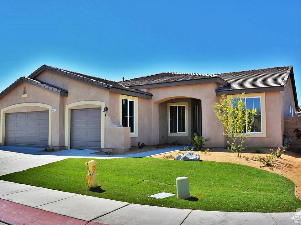 1st image of 81169 Avenida Romero