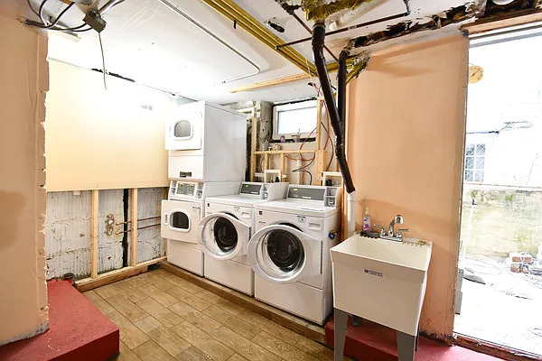 Rented by Corcoran | media 15