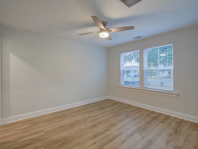 1237 Tice Ln — Photo 18