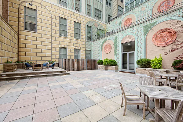 Sold by Native Real Estate LLC | media 22