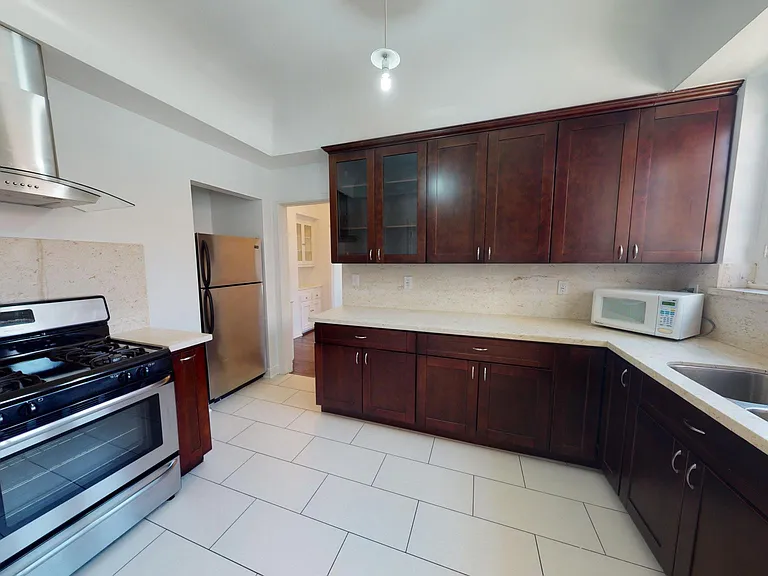 10747 W Ashton Ave — Photo 37