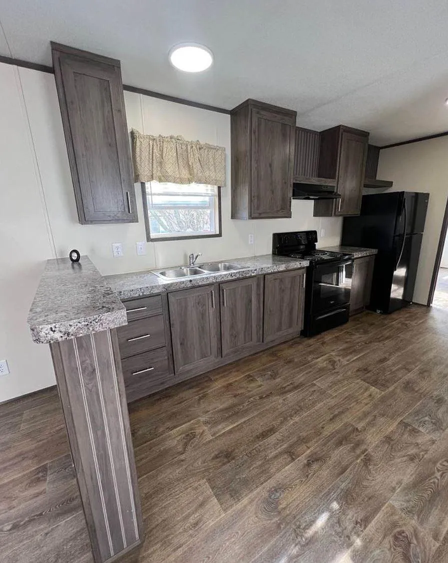 175 Zain Ln — Photo 4