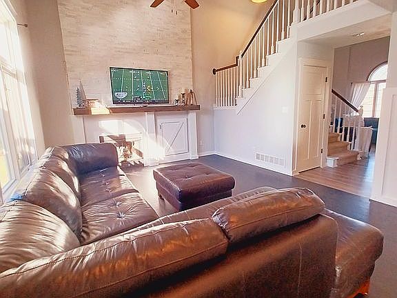 2nd image of 3922 NW Windbrooke Ct