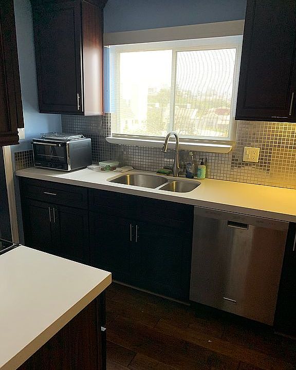 2nd image of 8400 De Longpre Ave APT 409