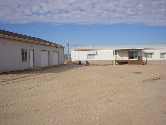 4th image of 10331 W Equestrian Dr